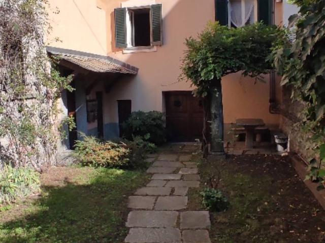 Appartamento in vendita a Ardenno, Lombardia