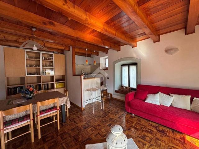 Appartamento in vendita a Ardenno, Lombardia