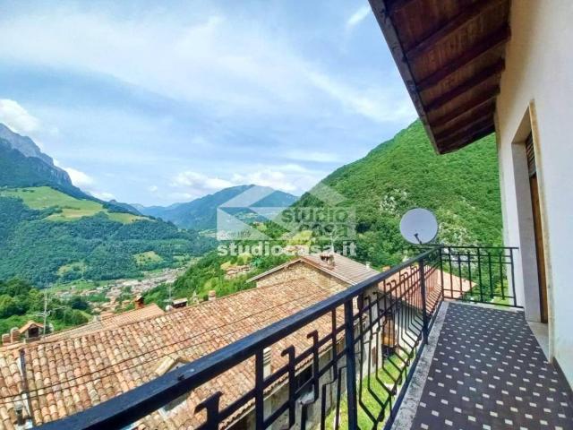 Appartamento in vendita a Ardesio, Lombardia