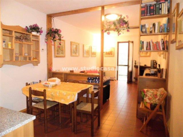 Appartamento in vendita a Ardesio, Lombardia