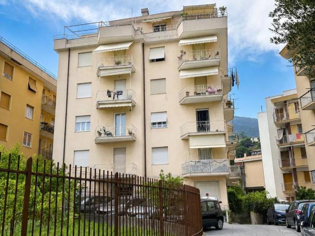 Appartamento in vendita a Borghetto, Arenzano