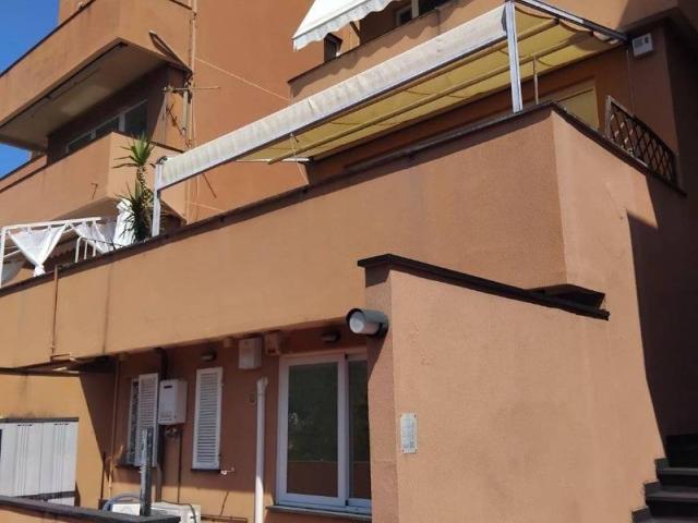 Appartamento in vendita a Pineta di Arenzano, Arenzano