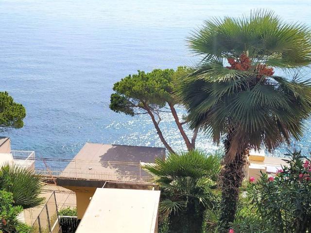 Appartamento in vendita a Pineta di Arenzano, Arenzano