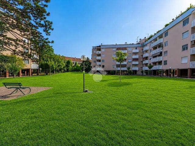 Appartamento in vendita a Cascina San Pietro, Arese