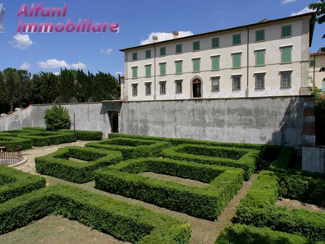 Appartamento in vendita a Palazzo Del Pero, Toscana