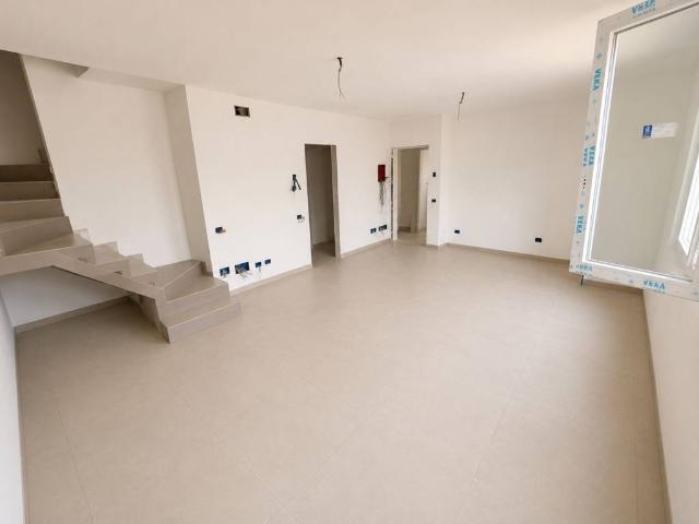 Appartamento in vendita a Palazzo Del Pero, Toscana