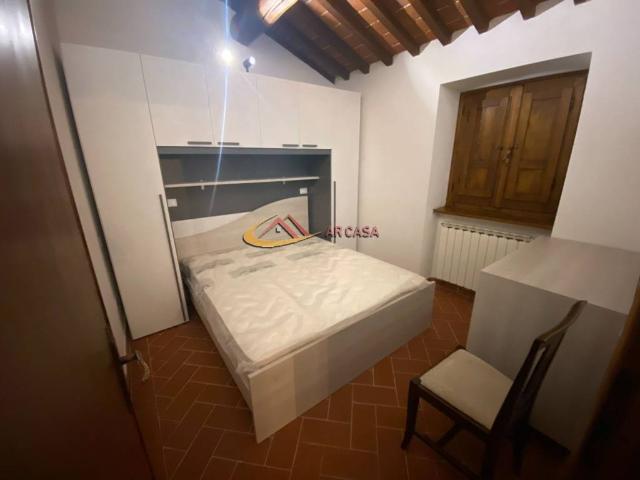 Appartamento in vendita a Palazzo Del Pero, Toscana