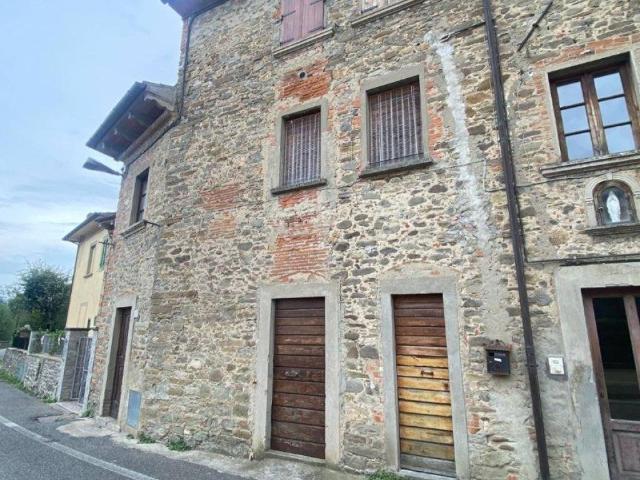 Appartamento in vendita a Giovi, Palazzo Del Pero