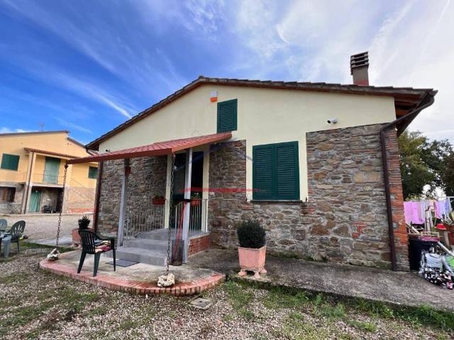 Appartamento in vendita a Sant'Andrea a Pigli, Palazzo Del Pero