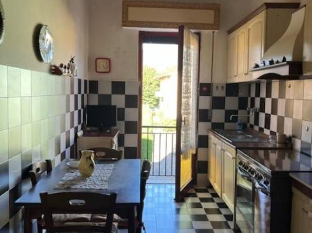 Appartamento in vendita a Palazzo Del Pero, Toscana
