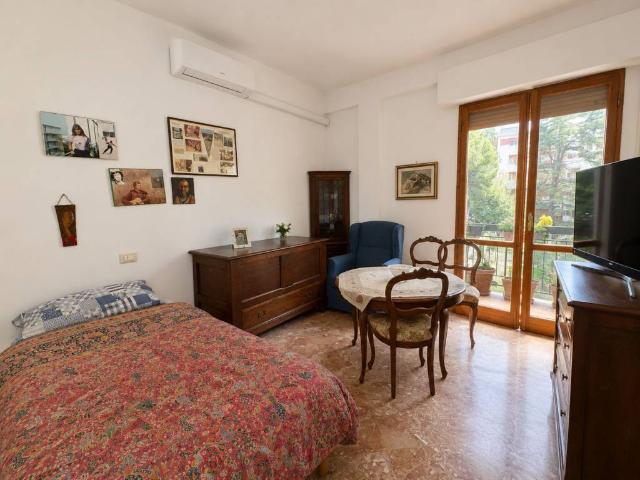 Appartamento in vendita a Colle di Santa Maria, Palazzo Del Pero