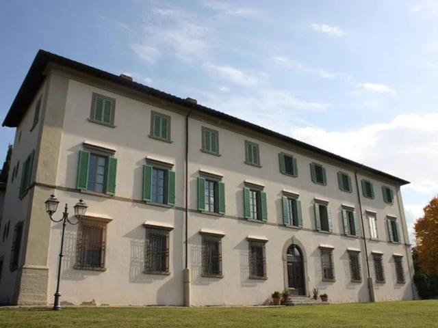 Appartamento in vendita a Palazzo Del Pero, Toscana