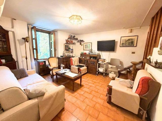 Villa Indipendente in vendita a Colle di Santa Maria, Arezzo