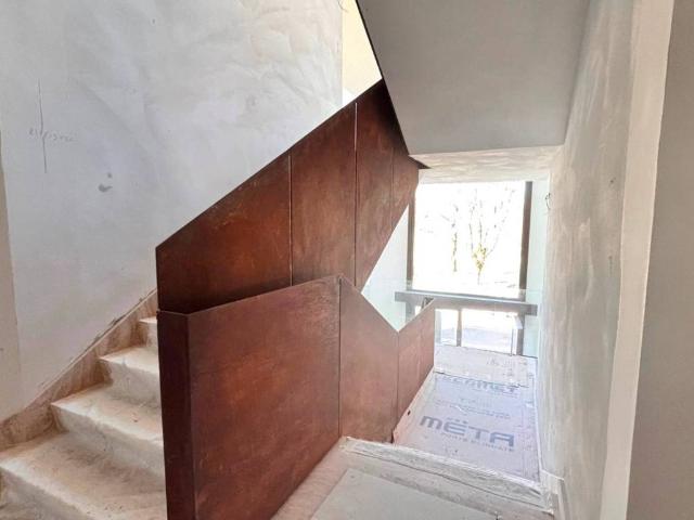 Appartamento in vendita a Colle di Santa Maria, Palazzo Del Pero