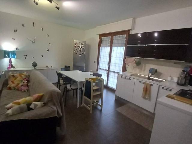 Appartamento in vendita a Pescaiola, Palazzo Del Pero
