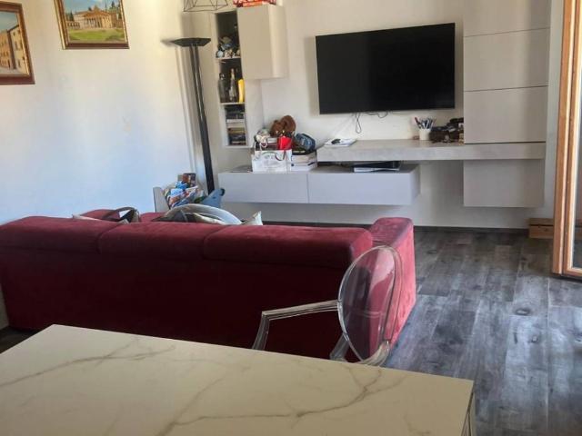 Appartamento in vendita a La Pace, Palazzo Del Pero