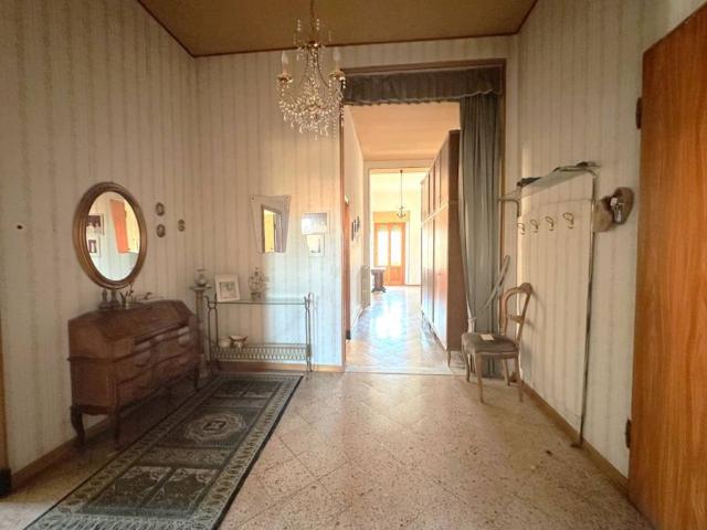 Appartamento in vendita a Palazzo Del Pero, Toscana