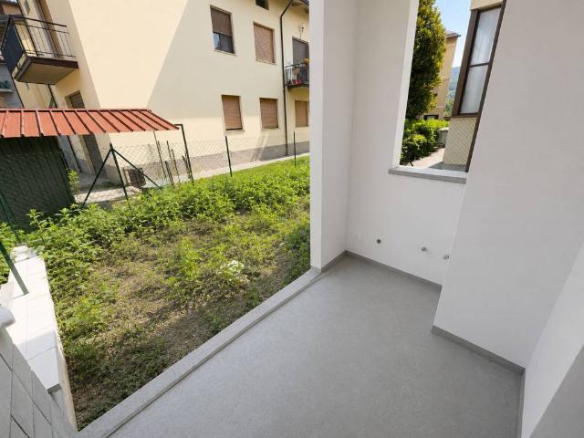 Appartamento in vendita a Palazzo Del Pero, Toscana