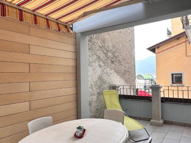Appartamento in vendita a Argegno, Lombardia