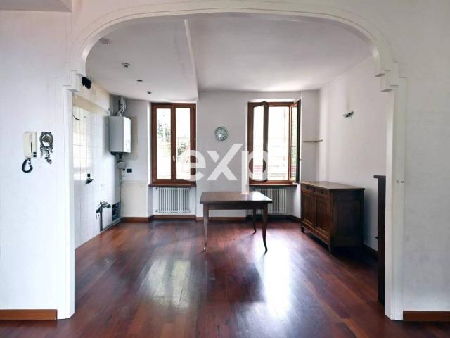 Appartamento in vendita a Argegno, Lombardia