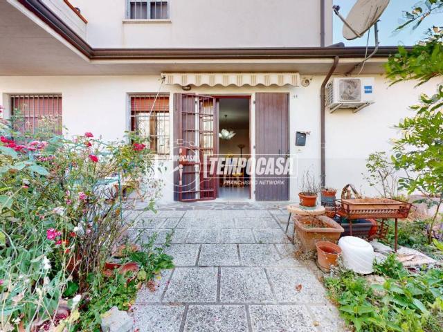 Appartamento in vendita a Unione Reno Galliera, Reggio Emilia