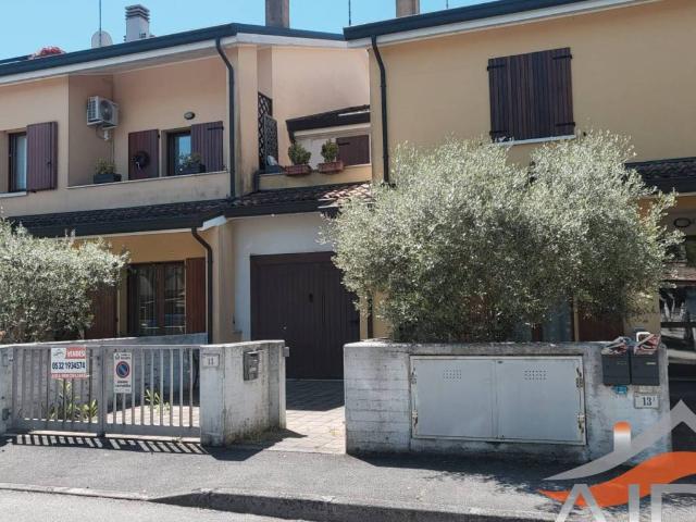 Appartamento in vendita a Argenta, Reggio Emilia
