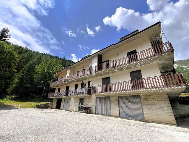 Appartamento in vendita a Villaggio Primavera, Argentera