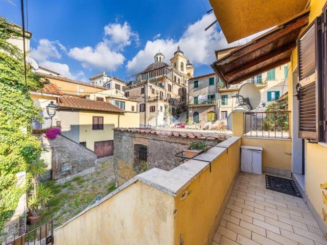 Appartamento in vendita a Ariccia, Roma Capitale