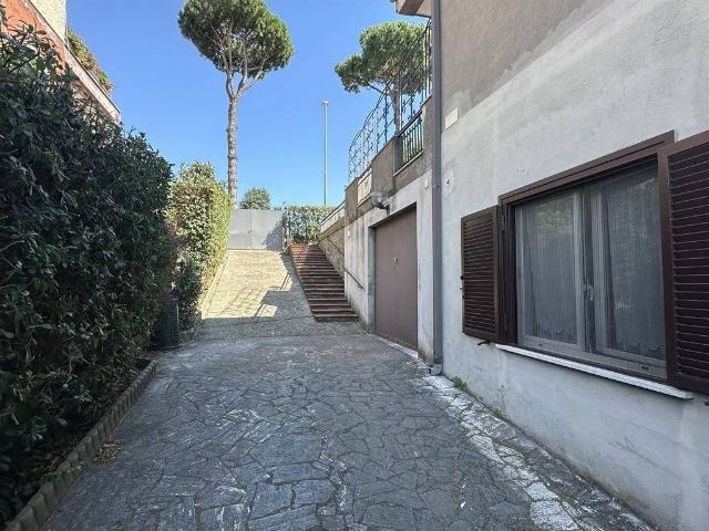 Appartamento in vendita a La Torretta, Roma Capitale