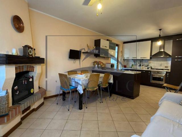 Appartamento in vendita a Arluno, Lombardia