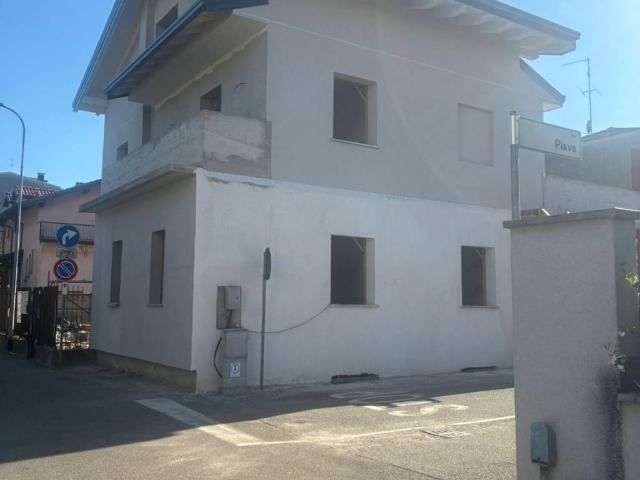 Appartamento in vendita a Arluno, Lombardia