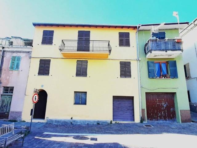 Villa Indipendente in vendita a Arnasco, Liguria