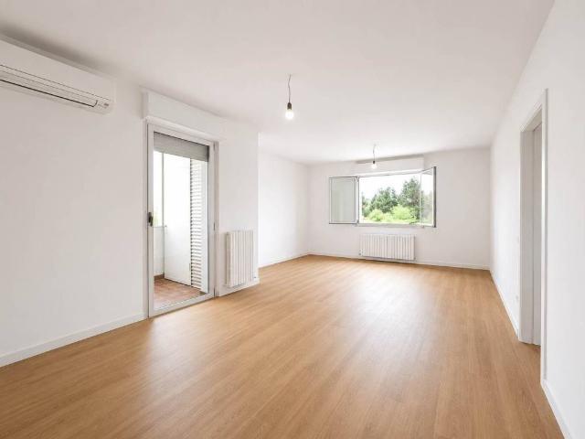 Appartamento in vendita a Regione Siberia, Arona