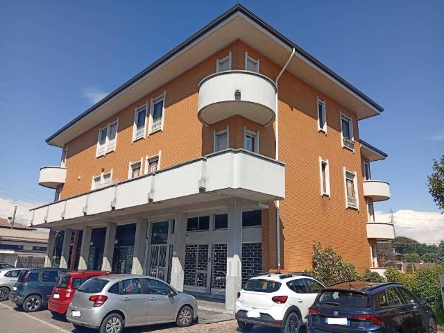 Appartamento in vendita a Arosio, Lombardia