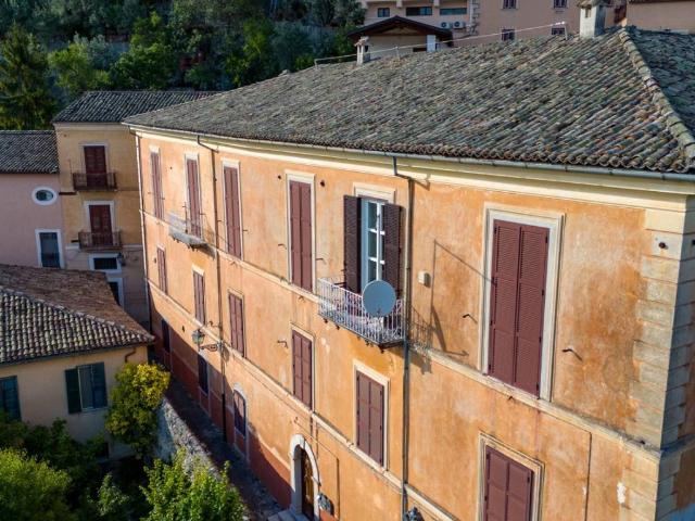 Appartamento in vendita a Cività Falconara, Arpino