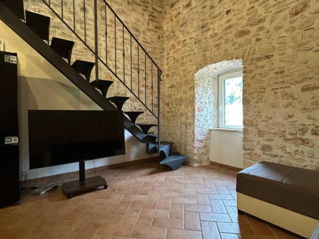 Appartamento in vendita a Arrone, Umbria