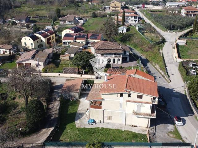Appartamento in vendita a Macere, Roma Capitale