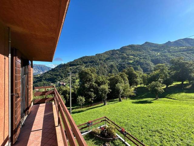 Appartamento in vendita a Comunità montana della valle Camonica, Artogne
