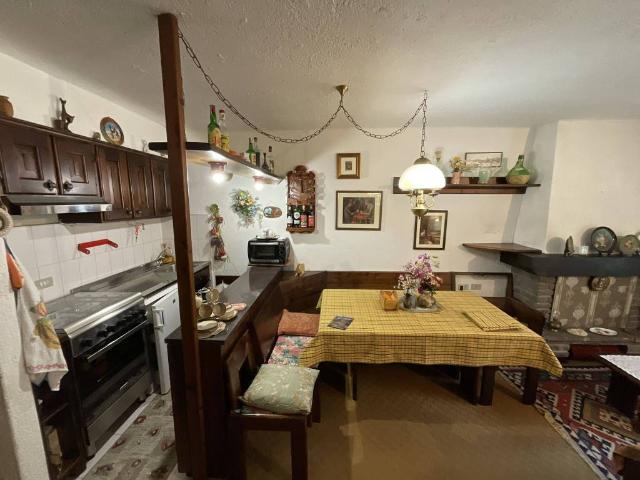 Appartamento in vendita a Comunità montana della valle Camonica, Artogne