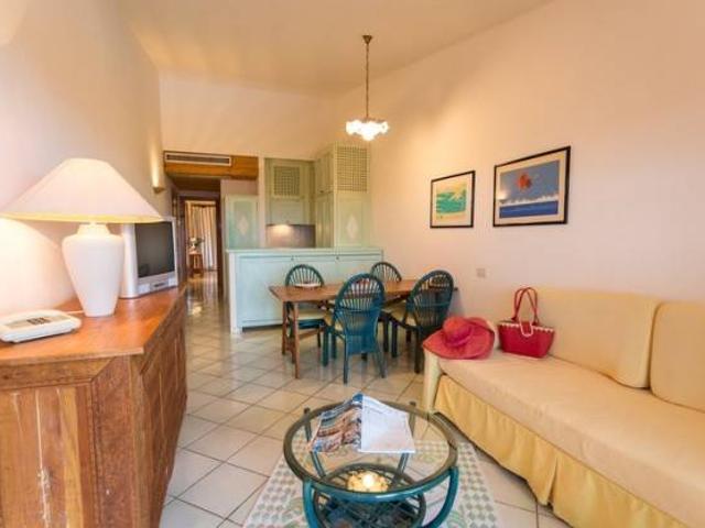 Appartamento in vendita a Alzachèna/Arzachena, Sardigna/Sardegna
