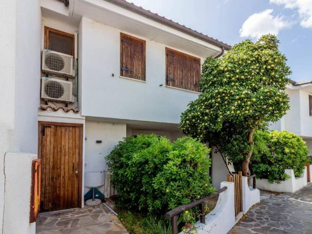 Appartamento in vendita a Alzachèna/Arzachena, Sardigna/Sardegna