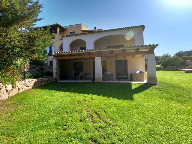 Appartamento in vendita a Alzachèna/Arzachena, Sardigna/Sardegna