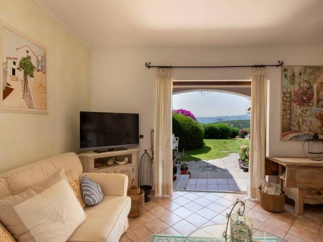Appartamento in vendita a Alzachèna/Arzachena, Sardigna/Sardegna