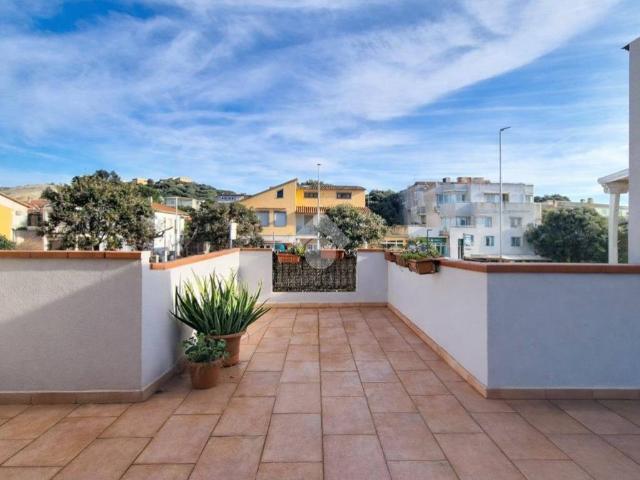 Appartamento in vendita a Alzachèna/Arzachena, Arzachena