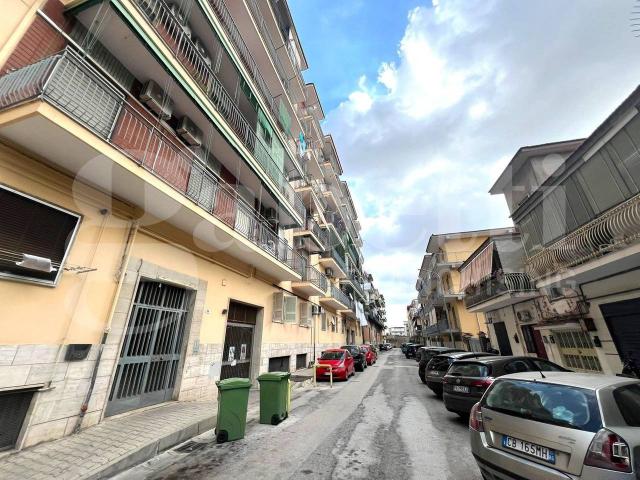 Appartamento in vendita a Arzano, Campania