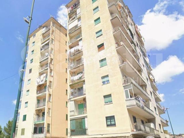 Appartamento in vendita a Arzano, Campania