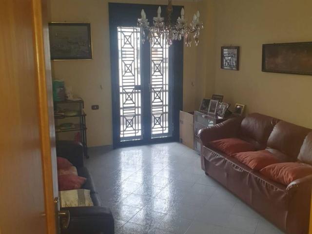 Appartamento in vendita a Arzano, Campania