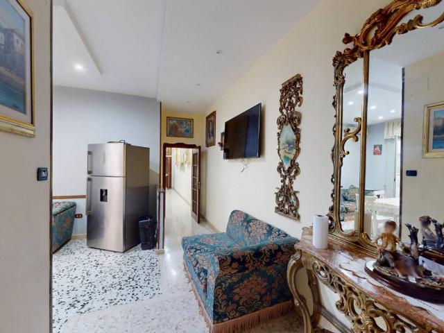 Appartamento in vendita a Arzano, Campania