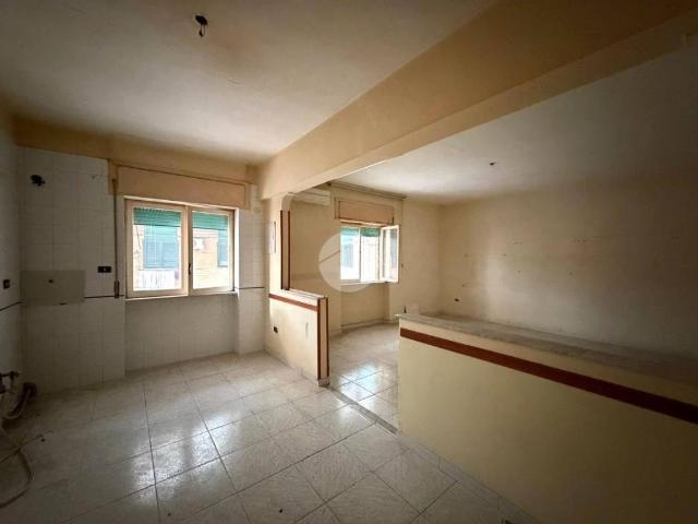 Appartamento in vendita a Arzano, Campania