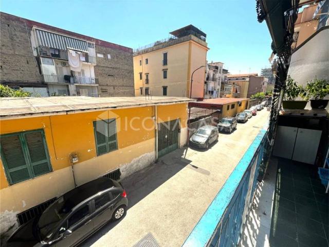 Appartamento in vendita a Arzano, Campania